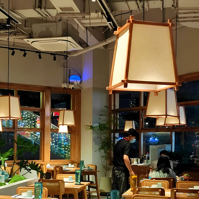 ペンダントライト ダイニング  北欧 布 木 織物 木枠 ダクトレール用 アイアン 台形 1灯 E26口金 led モダン シンプル レトロ デザイン 天井照明 フランス風 リビング  トイレ 寝室 洗面所 居間用 キッチン 食卓用  可愛い 階段 和風 グリーン 自然  雰囲気作り