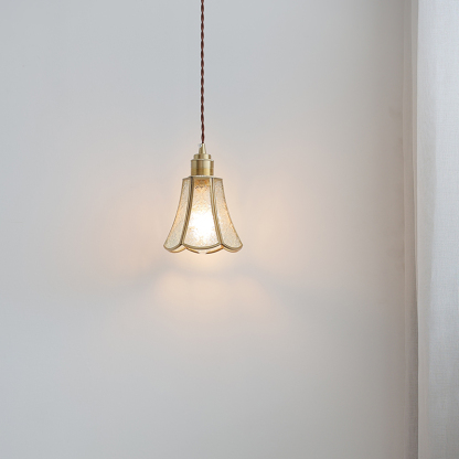 ペンダントライト ダイニング  北欧 ガラス ダクトレール用 アイアン 花 1灯 E26口金 led モダン シンプル レトロ デザイン 天井照明 シェードランプ  ライト 玄関 リビング  トイレ 寝室 洗面所 居間用 キッチン 食卓用  可愛い 階段 和風 クリア 光 影 ムード