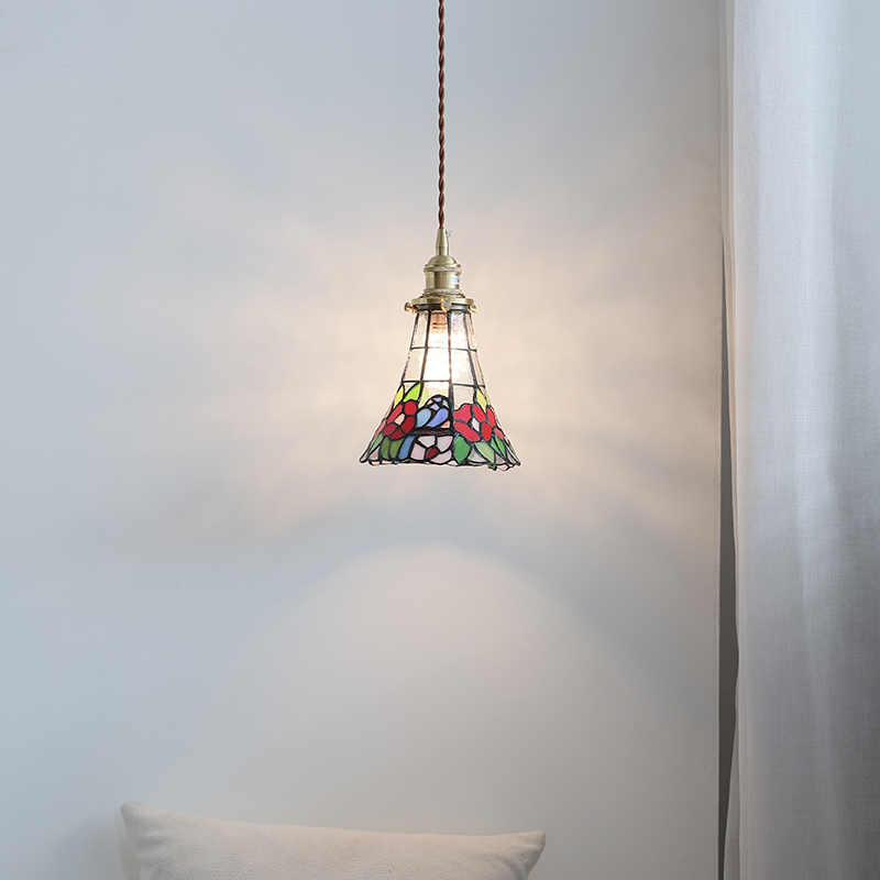 ペンダントライト ダイニング  北欧 ガラス ダクトレール用 花 1灯 E26口金 led モダン シンプル レトロ デザイン 天井照明 シェードランプ  ライト 玄関 リビング  トイレ 寝室 洗面所 居間用 キッチン 食卓用  可愛い 階段 和風 ステンドガラス 光 影 小型