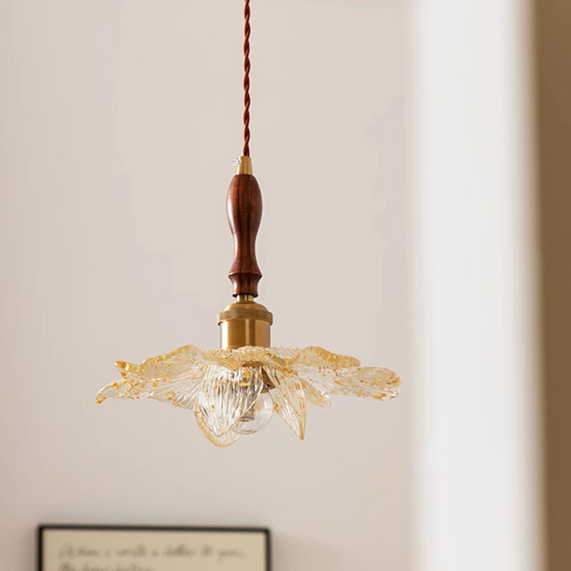 ペンダントライト 北欧 ガラス 木 花 ダイニング おしゃれ 1灯 口金E26 LED対応 アイアン 金属 モダン シンプル デザイン 照明 天井照明 ライト 玄関 リビング 寝室 洗面所 居間 キッチン ダクトレール 引掛けシーリング 北欧