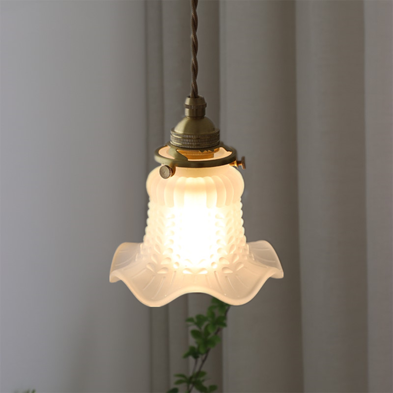 ペンダントライト 北欧 ガラス ダイニング おしゃれ 1灯 口金E14 LED対応 アイアン 金属 モダン シンプル デザイン 照明 天井照明 ライト 玄関 リビング 寝室 洗面所 居間 キッチン ダクトレール 引掛けシーリング 北欧