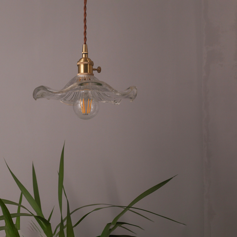 ペンダントライト 北欧 ガラス ダイニング 花 おしゃれ 1灯 口金E26 LED対応 アイアン 金属 モダン シンプル デザイン 照明 天井照明 ライト 玄関 リビング 寝室 洗面所 居間 キッチン ダクトレール 引掛けシーリング 北欧