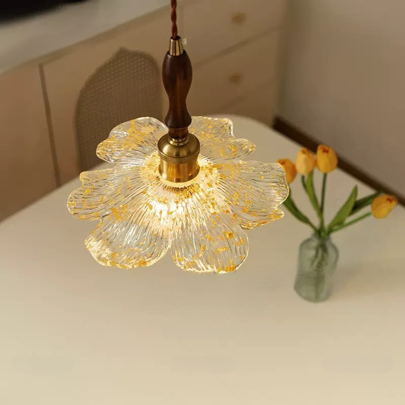 ペンダントライト 北欧 ダイニング ガラス 花 花びら スチール おしゃれ 1灯 口金E26 LED対応 モダン シンプル デザイン 照明 天井照明 子供部屋 玄関 リビング 寝室 洗面所 居間用 キッチン 簡単取付 引掛けシーリング ダクトレール