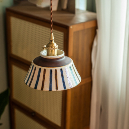 ペンダントライト 北欧 ダイニング 磁器 陶器 アイアン 金属 おしゃれ 1灯 口金E26 LED対応 モダン シンプル 照明 天井照明 シェードランプ 玄関 リビング 寝室 洗面所 居間用 キッチン 簡単取付 引掛けシーリング おしゃれ ダクトレール