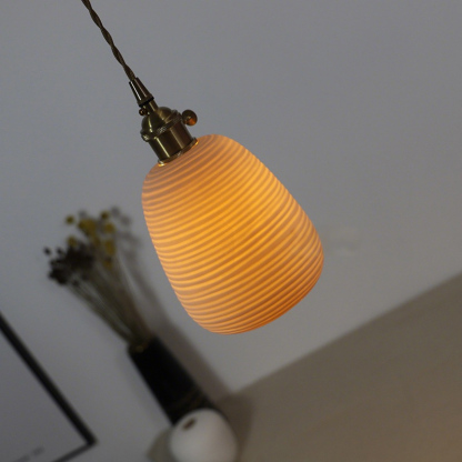 ペンダントライト 北欧 ダイニング 磁器 陶器 アイアン 金属 おしゃれ 1灯 口金E26 LED対応 モダン シンプル 照明 天井照明 シェードランプ 玄関 リビング 寝室 洗面所 居間用 キッチン 簡単取付 引掛けシーリング おしゃれ ダクトレール