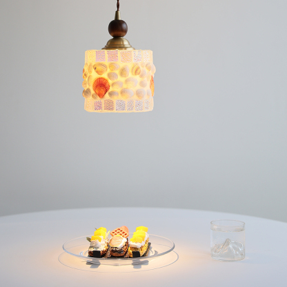 ペンダントライト ダイニング  北欧 ガラス 木 ダクトレール用 貝殻 筒型 1灯 E26口金 led モダン シンプル レトロ デザイン 天井照明 シェードランプ 玄関 リビング  トイレ 寝室 洗面所 居間用 キッチン 食卓用  可愛い 階段 和風  光 影 雰囲気作り