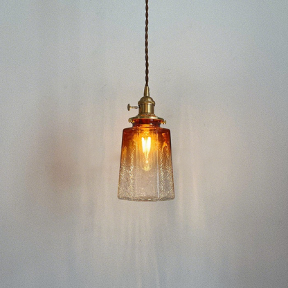 ペンダントライト ダイニング  北欧 ガラス ダクトレール用 アイアン 筒型 1灯 E26口金 led モダン シンプル レトロ デザイン 天井照明 シェードランプ  細長い ひび リビング  トイレ 寝室 洗面所 居間 キッチン 食卓用  可愛い 階段 和風 クリア 光 影 アンバー