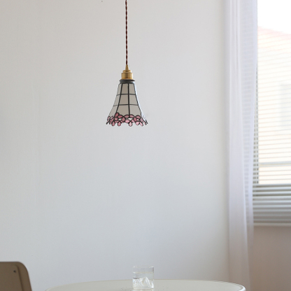 ペンダントライト ダイニング  北欧 ガラス ダクトレール用 花びら 傘 1灯 E26口金 led モダン シンプル レトロ デザイン 天井照明 シェードランプ  ライト 玄関 リビング  トイレ 寝室 洗面所 居間用 キッチン 食卓用  可愛い 階段 和風 ピンク 光 影 雰囲気