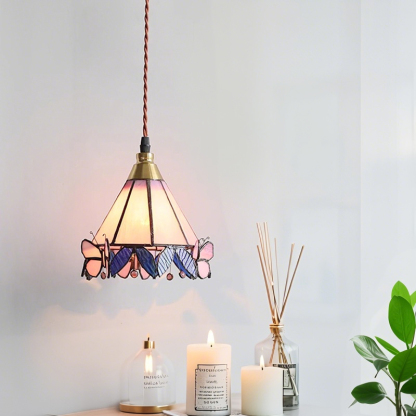 ペンダントライト ダイニング  北欧 ガラス ダクトレール用 アイアン 胡蝶  1灯 E26口金 led モダン シンプル レトロ デザイン 天井照明 シェードランプ  ステンドガラス 玄関 リビング  トイレ 寝室 洗面所 居間用 キッチン 食卓用  可愛い 階段 和風 ピンク