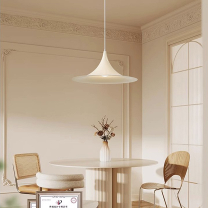 ペンダントライト 北欧 ダイニング スチール おしゃれ 1灯 口金E26　LED対応 モダン シンプル デザイン 照明 天井照明 子供部屋 玄関 リビング 寝室 洗面所 居間用 キッチン 簡単取付 引掛けシーリング ダクトレール