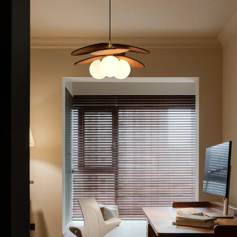 ペンダントライト おしゃれ レトロ 3灯 木 吊下げ灯 天井照明 間接照明 北欧 LED電球 洋風 キッチン 照明器具 トイレ 階段 引掛シーリング ダクトレール 電気 モダン シンプル かわいい リビング ダイニング インテリア照明 食卓 和室 癒やし 省エネ