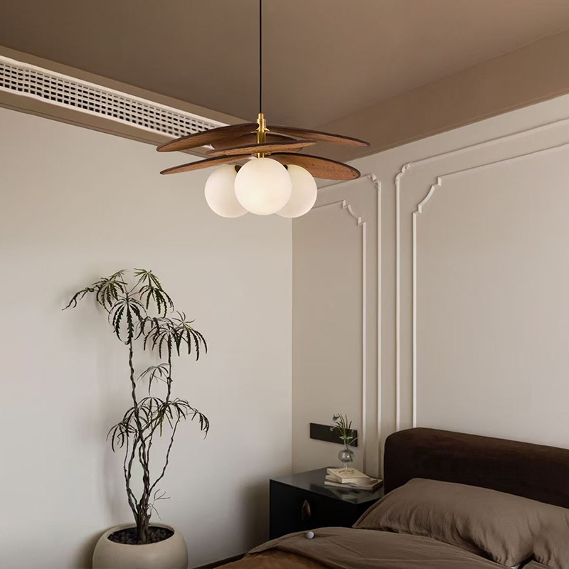 ペンダントライト おしゃれ レトロ 3灯 木 吊下げ灯 天井照明 間接照明 北欧 LED電球 洋風 キッチン 照明器具 トイレ 階段 引掛シーリング ダクトレール 電気 モダン シンプル かわいい リビング ダイニング インテリア照明 食卓 和室 癒やし 省エネ