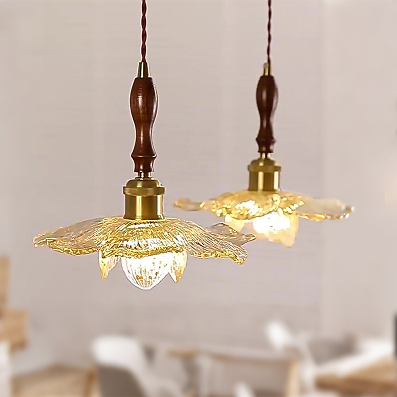 ペンダントライト 北欧 ガラス 木 花 ダイニング おしゃれ 1灯 口金E26 LED対応 アイアン 金属 モダン シンプル デザイン 照明 天井照明 ライト 玄関 リビング 寝室 洗面所 居間 キッチン ダクトレール 引掛けシーリング 北欧