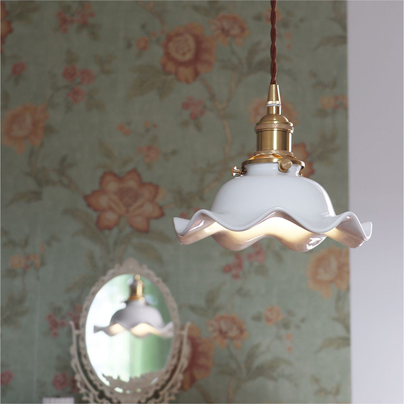 ペンダントライト 北欧 ダイニング 磁器 陶器 アイアン 金属 おしゃれ 1灯 口金E26 LED対応 モダン シンプル 照明 天井照明 シェードランプ 玄関 リビング 寝室 洗面所 居間用 キッチン 簡単取付 引掛けシーリング おしゃれ ダクトレール