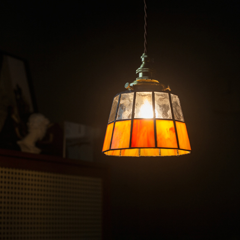 ペンダントライト 北欧 ガラス ダイニング おしゃれ 1灯 口金E26 LED対応 アイアン 金属 モダン シンプル デザイン 照明 天井照明 ライト 玄関 リビング 寝室 洗面所 居間 キッチン ダクトレール 引掛けシーリング 北欧