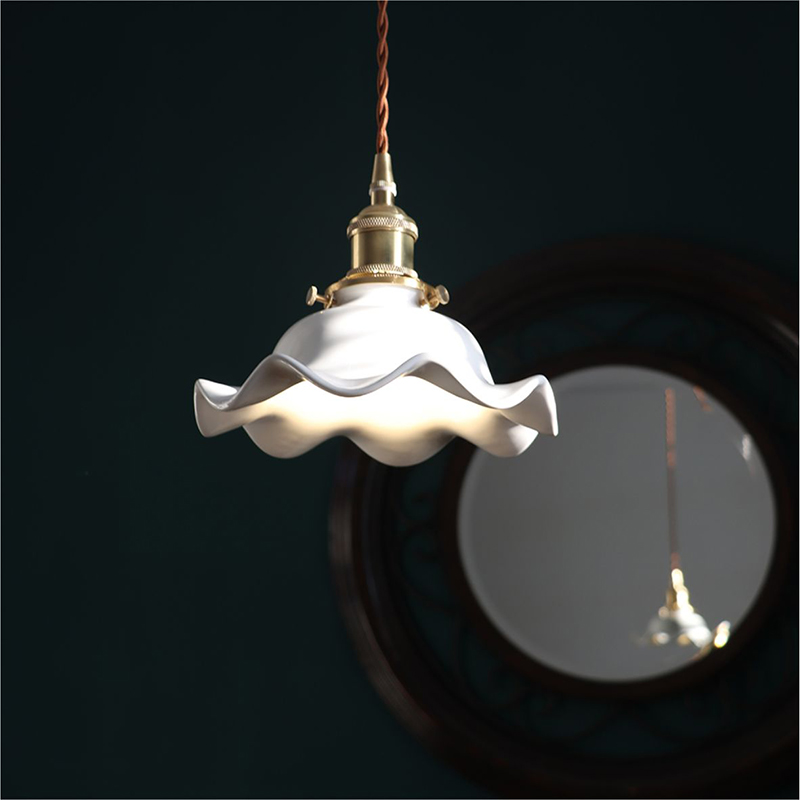 ペンダントライト 北欧 ダイニング 磁器 陶器 アイアン 金属 おしゃれ 1灯 口金E26 LED対応 モダン シンプル 照明 天井照明 シェードランプ 玄関 リビング 寝室 洗面所 居間用 キッチン 簡単取付 引掛けシーリング おしゃれ ダクトレール