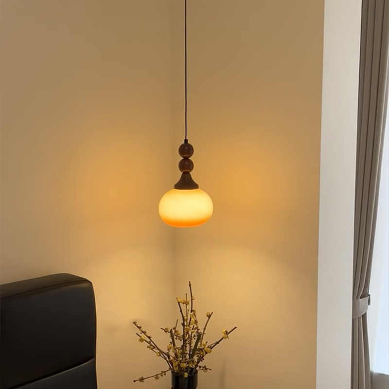 ペンダントライト おしゃれ ガラス レトロ 1灯 吊下げ灯 天井照明 間接照明 北欧 LED電球 洋風 キッチン 照明器具 トイレ 階段 引掛シーリング ダクトレール 電気 モダン シンプル かわいい リビング ダイニング インテリア照明 食卓 和室 癒やし 省エネ