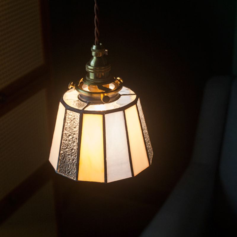 ペンダントライト 北欧 ガラス ダイニング おしゃれ 1灯 口金E26 LED対応 アイアン 金属 モダン シンプル デザイン 照明 天井照明 ライト 玄関 リビング 寝室 洗面所 居間 キッチン ダクトレール 引掛けシーリング 北欧