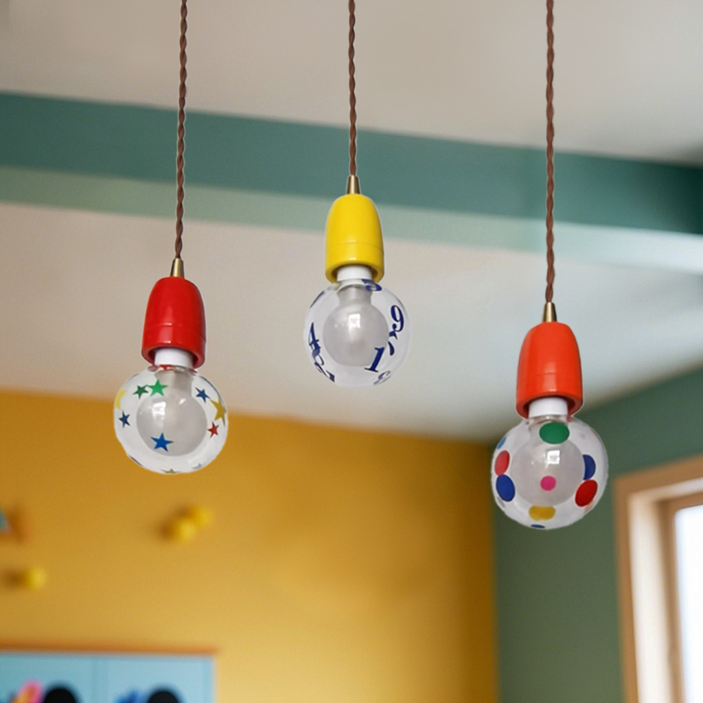 ペンダントライト 北欧 ダイニング 磁器 陶器 アイアン 金属 おしゃれ 1灯 口金E26 LED対応 モダン シンプル 照明 天井照明 シェードランプ 玄関 リビング 寝室 洗面所 居間用 キッチン 簡単取付 引掛けシーリング おしゃれ ダクトレール