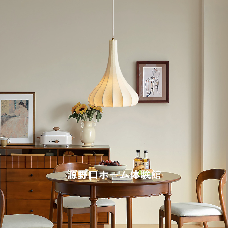 ペンダントライト ダイニング 北欧 シルク 織物 ダクトレール用 アイアン 花 1灯 E26口金 led モダン シンプル レトロ デザイン 天井照明 フランス風 リビング トイレ 寝室 洗面所 居間用 キッチン 食卓用 可愛い 階段 和風 自然 乙女心 フラワー