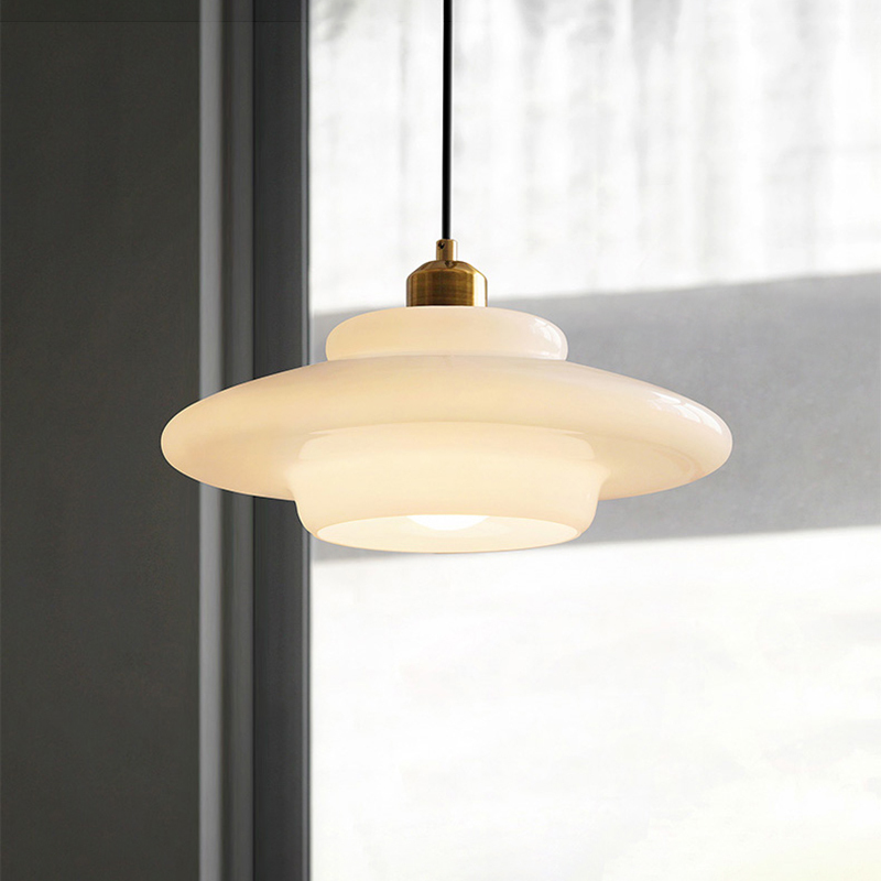 ペンダントライト 北欧 ガラス ダイニング おしゃれ 1灯 口金E26 LED対応 アイアン 金属 モダン シンプル デザイン 照明 天井照明 ライト 玄関 リビング 寝室 洗面所 居間 キッチン ダクトレール 引掛けシーリング 北欧