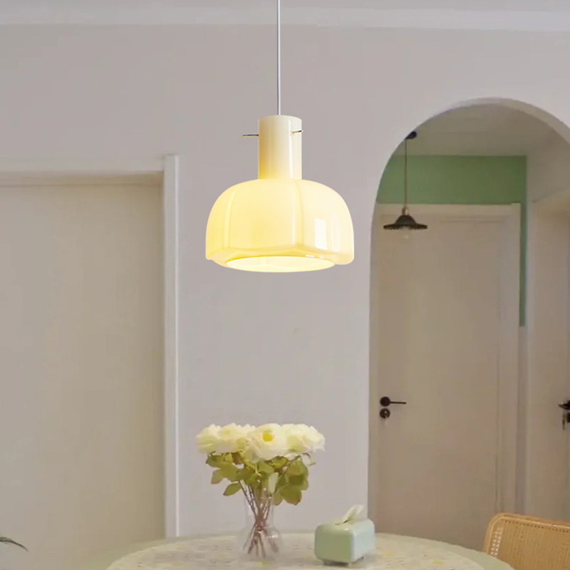 ペンダントライト おしゃれ  レトロ 1灯 吊下げ灯 天井照明 間接照明 北欧 LED電球 洋風 キッチン 照明器具 トイレ 階段 引掛シーリング ダクトレール 電気 モダン シンプル かわいい リビング ダイニング インテリア照明 食卓 和室 癒やし 省エネ
