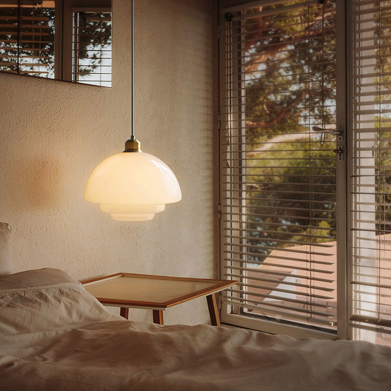 ペンダントライト 北欧 ガラス ダイニング おしゃれ 1灯 口金E26 LED対応 アイアン 金属 モダン シンプル デザイン 照明 天井照明 ライト 玄関 リビング 寝室 洗面所 居間 キッチン ダクトレール 引掛けシーリング 北欧