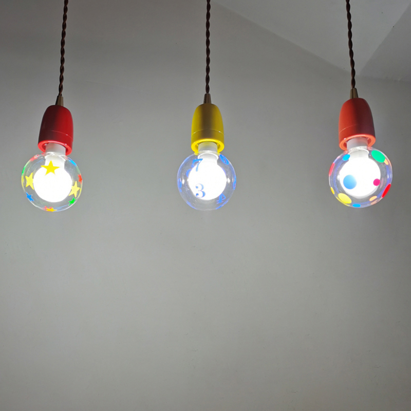 ペンダントライト 北欧 ダイニング 磁器 陶器 アイアン 金属 おしゃれ 1灯 口金E26 LED対応 モダン シンプル 照明 天井照明 シェードランプ 玄関 リビング 寝室 洗面所 居間用 キッチン 簡単取付 引掛けシーリング おしゃれ ダクトレール