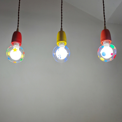 ペンダントライト 北欧 ダイニング 磁器 陶器 アイアン 金属 おしゃれ 1灯 口金E26 LED対応 モダン シンプル 照明 天井照明 シェードランプ 玄関 リビング 寝室 洗面所 居間用 キッチン 簡単取付 引掛けシーリング おしゃれ ダクトレール