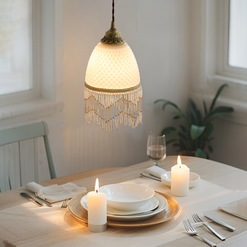 ペンダントライト ダイニング  北欧 ガラス ダクトレール用 アイアン 筒型 1灯 E26口金 led モダン シンプル レトロ デザイン 天井照明 シェードランプ  ライト 玄関 リビング  トイレ 寝室 洗面所 居間用 キッチン 食卓用  可愛い 階段 和風 流蘇型