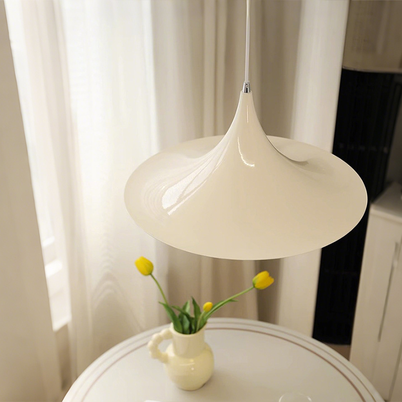 ペンダントライト 北欧 ダイニング スチール おしゃれ 1灯 口金E26　LED対応 モダン シンプル デザイン 照明 天井照明 子供部屋 玄関 リビング 寝室 洗面所 居間用 キッチン 簡単取付 引掛けシーリング ダクトレール