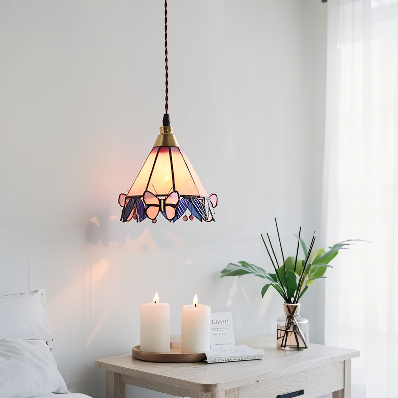 ペンダントライト ダイニング  北欧 ガラス ダクトレール用 アイアン 胡蝶  1灯 E26口金 led モダン シンプル レトロ デザイン 天井照明 シェードランプ  ステンドガラス 玄関 リビング  トイレ 寝室 洗面所 居間用 キッチン 食卓用  可愛い 階段 和風 ピンク