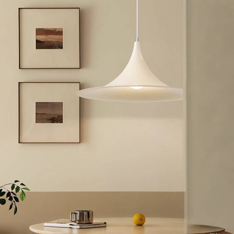 ペンダントライト 北欧 ダイニング スチール おしゃれ 1灯 口金E26　LED対応 モダン シンプル デザイン 照明 天井照明 子供部屋 玄関 リビング 寝室 洗面所 居間用 キッチン 簡単取付 引掛けシーリング ダクトレール