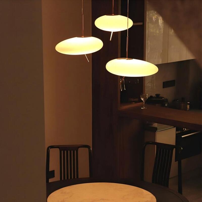 Aladdinlight ペンダントライト　ガラス　吊り下げ照明　ダイニング リビング　寝室