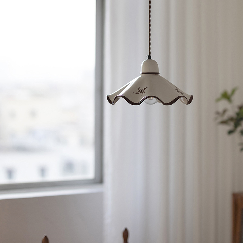 ペンダントライト 北欧 ダイニング 磁器 陶器 アイアン 金属 おしゃれ 1灯 口金E26 LED対応 モダン シンプル 照明 天井照明 シェードランプ 玄関 リビング 寝室 洗面所 居間用 キッチン 簡単取付 引掛けシーリング おしゃれ ダクトレール
