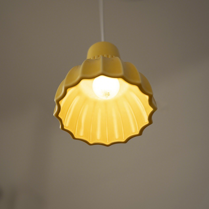 ペンダントライト 北欧 ダイニング 磁器 陶器 アイアン 金属 おしゃれ 1灯 口金E26 LED対応 モダン シンプル 照明 天井照明 シェードランプ 玄関 リビング 寝室 洗面所 居間用 キッチン 簡単取付 引掛けシーリング おしゃれ ダクトレール