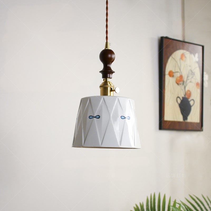 ペンダントライト おしゃれ ガラス レトロ 木 1灯 吊下げ灯 天井照明 間接照明 北欧 LED電球 洋風 キッチン 照明器具 トイレ 階段 引掛シーリング ダクトレール 電気 モダン シンプル かわいい リビング ダイニング インテリア照明 食卓 和室 癒やし 省エネ