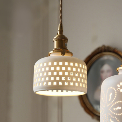 ペンダントライト 北欧 ダイニング おしゃれ 口金E26 陶器 磁器 筒型 花紋 食卓用 天井照明 レトロ ナチュラル シンプル キッチン 玄関 シーリングライト カフェ 照明 おしゃれ セラミック リビング 居間 インテリア 寝室 カントリー 小型 引越し