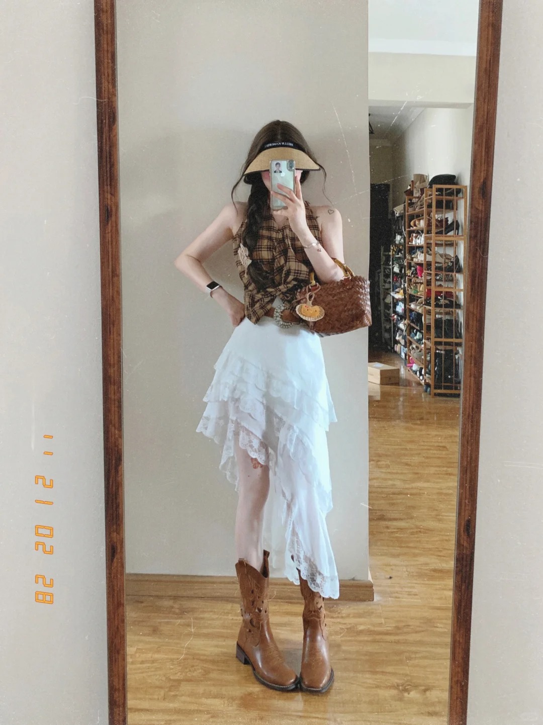 港風復古套裝 格紋掛脖背心上衣 時尚不規則蕾絲花邊半身裙 春季兩件套裝