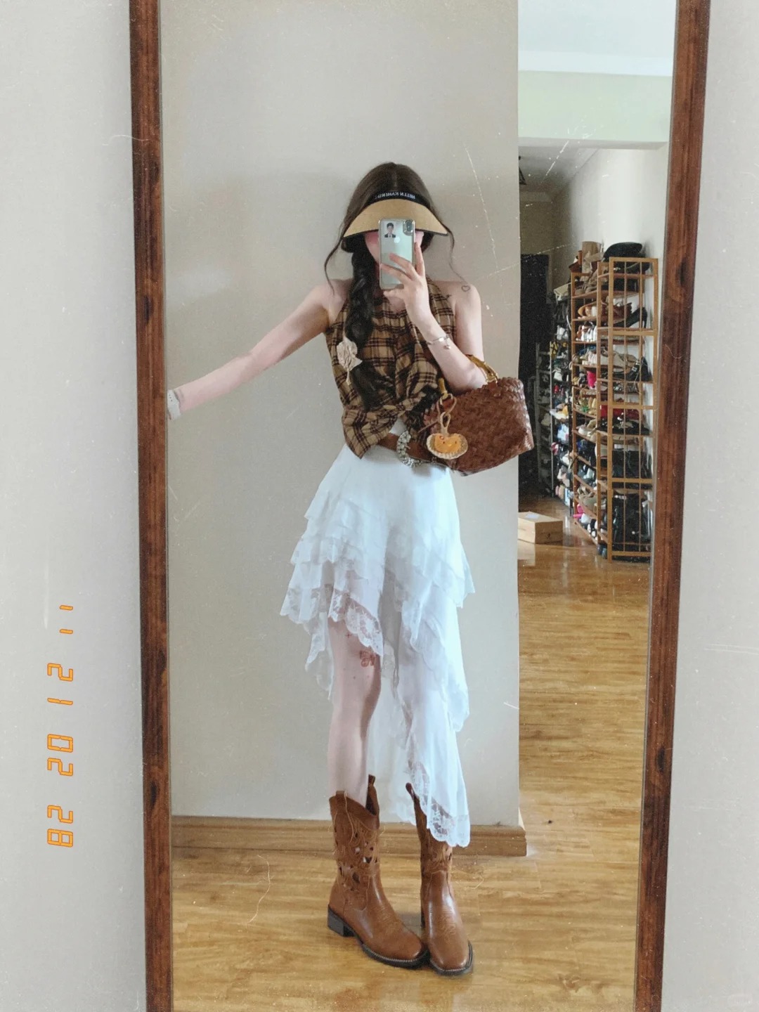 港風復古套裝 格紋掛脖背心上衣 時尚不規則蕾絲花邊半身裙 春季兩件套裝