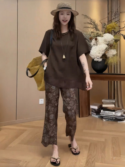 韓系復古減齡夏季兩件式套裝 | 寬鬆網紗拼接短袖 T 恤 | 復古印花高腰微喇叭褲