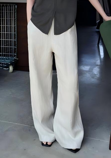 法式鬆弛感套裝｜V領無袖寬鬆背心｜淺色闊腿長褲