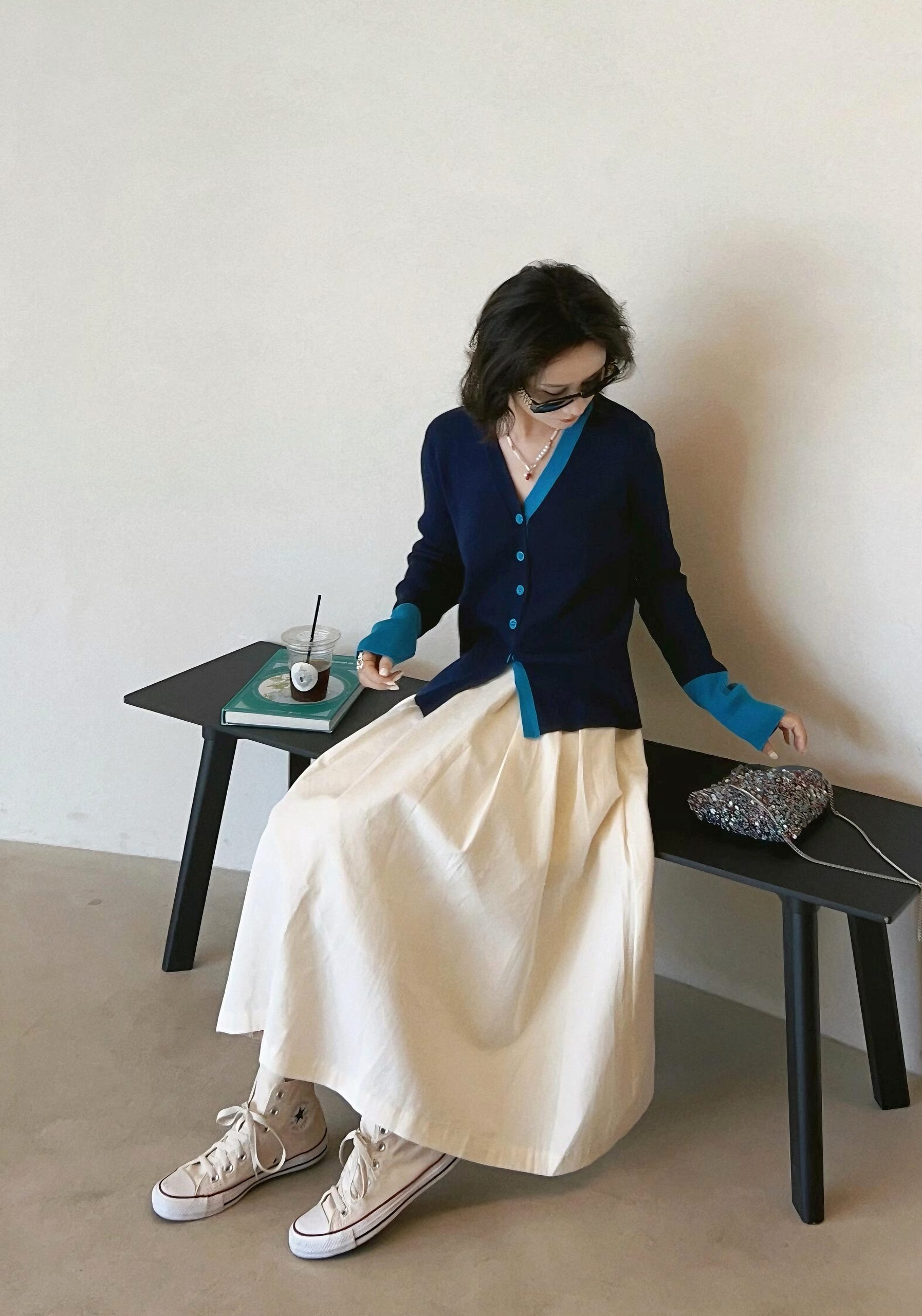 韓系套裝 V領撞色拼接針織上衣+白色半身長裙