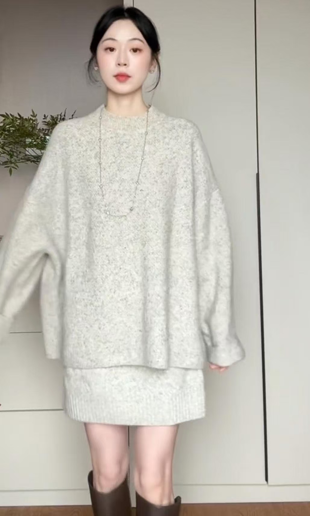 【現貨】韓系針織上衣+半裙  灰色/杏色套裝 淑女名媛穿搭 輕熟風 1099/套免運到家 虧本清倉