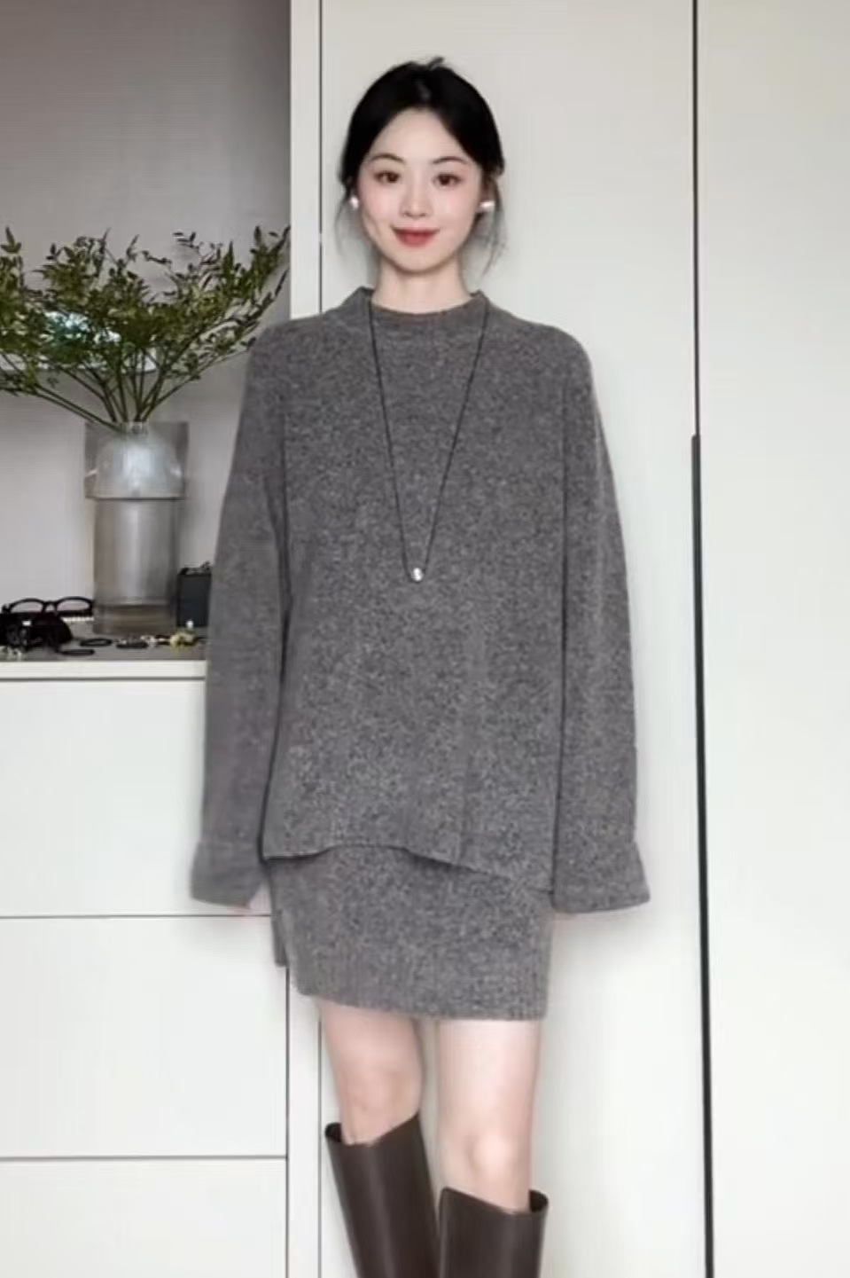 【現貨】韓系針織上衣+半裙  灰色/杏色套裝 淑女名媛穿搭 輕熟風 1099/套免運到家 虧本清倉