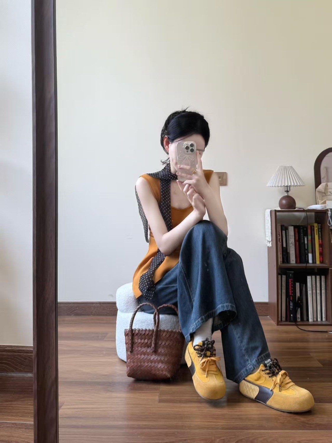 天絲面料 法式獨特黃色上衣長褲套裝 夏季外穿背心 高腰顯瘦喇叭牛仔褲