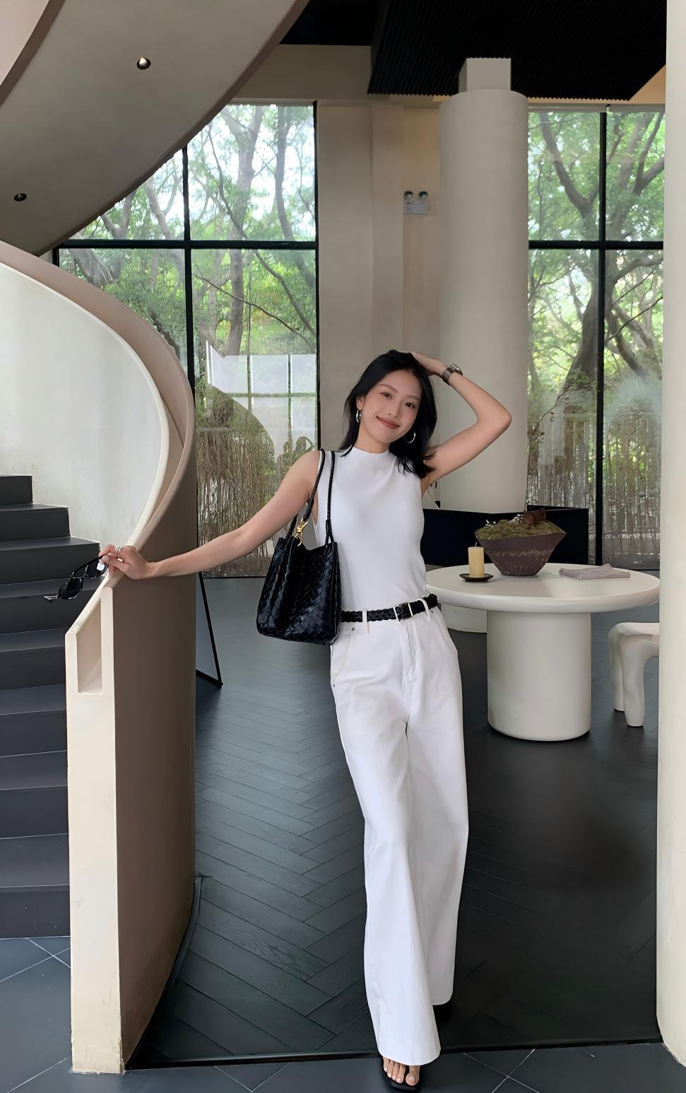 【預售】夏季純色系顯瘦套裝｜白色針織背心｜白色闊腿牛仔褲