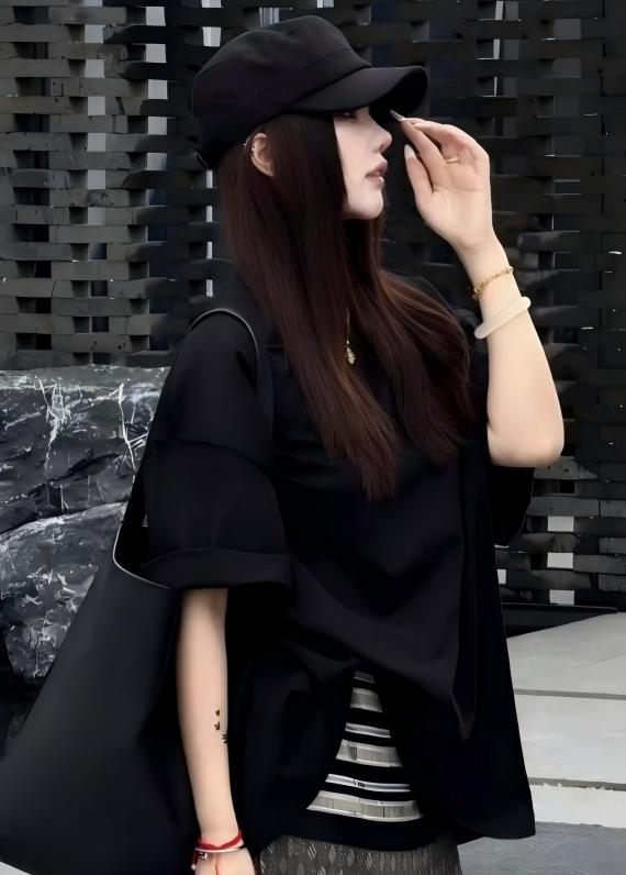 【預售】慵懶復古韓系氣質套裝｜寬鬆顯瘦黑色短袖T恤｜印花條紋半身裙