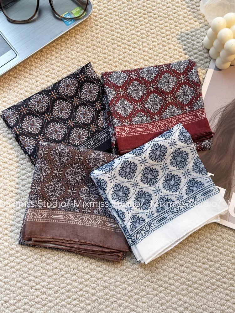 【現貨】文藝疊穿小方巾 復古熱巧棕棉方巾 小領巾 髮帶