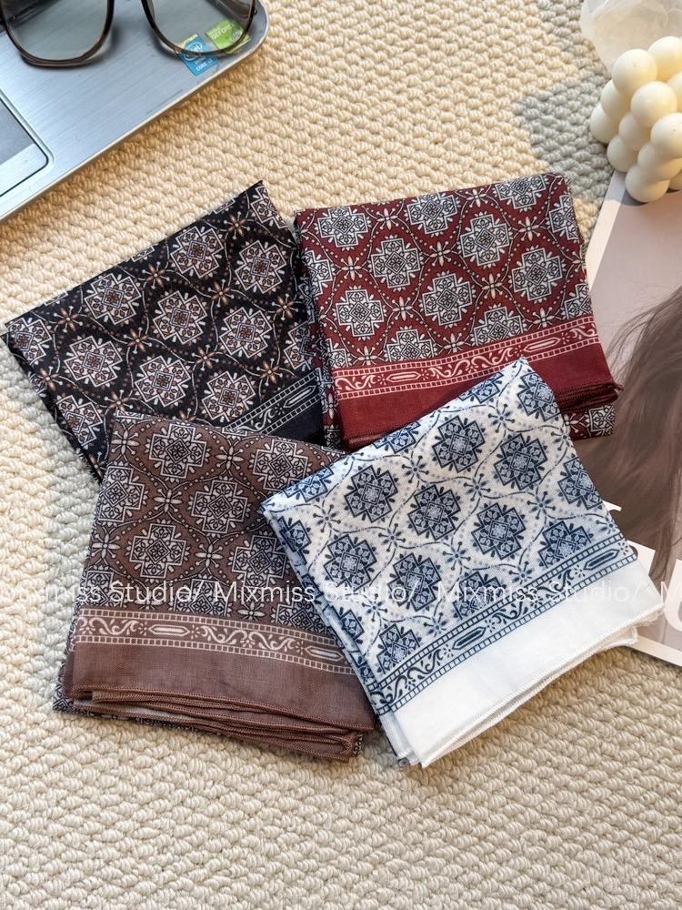 【現貨】文藝疊穿小方巾 復古熱巧棕棉方巾 小領巾 髮帶